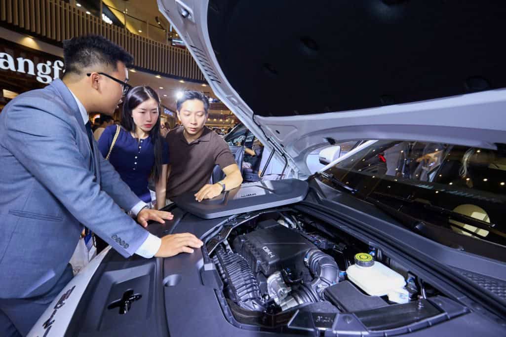 sự kiện ra mắt byd sealion 6