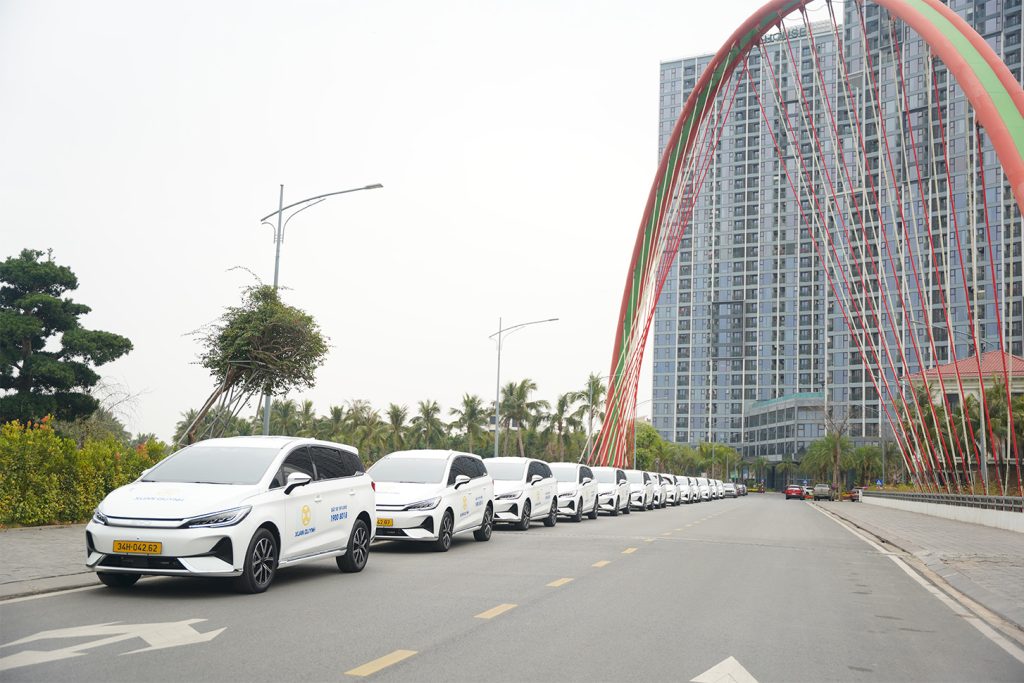 BYD M6 giá ưu đãi